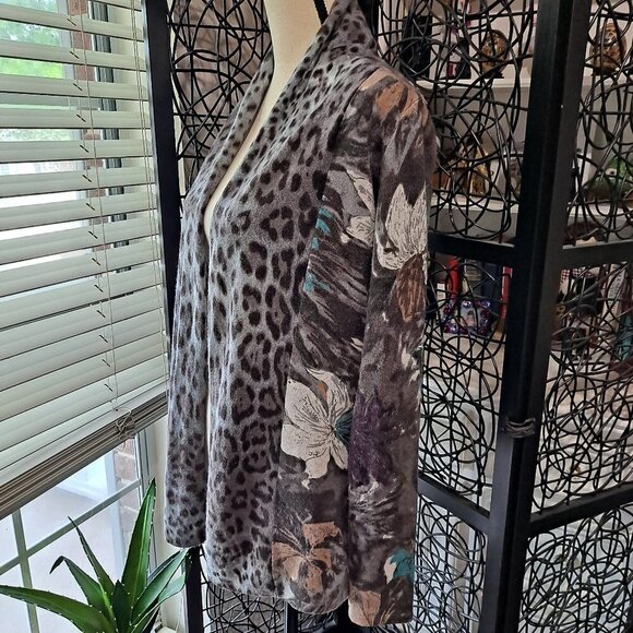 Neiman Marcus Size XS 100% Cashmere Open Front Cardigan Gray/Animal/Floral - Picture 4 of 10